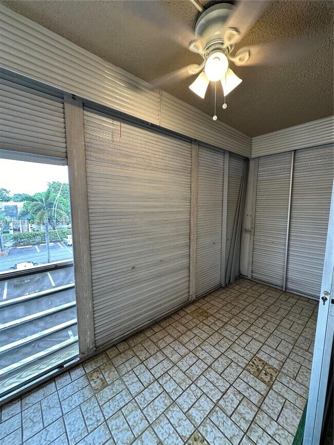 Building Photo - 403 NW 68th Ave