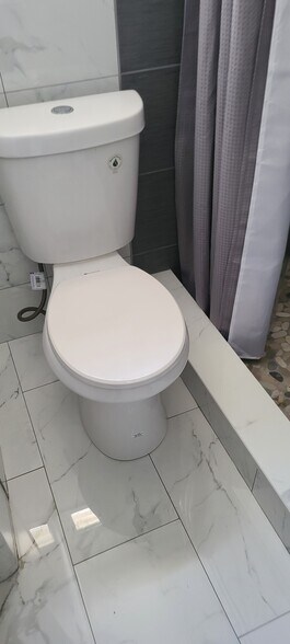 Building Photo - 43 Division St