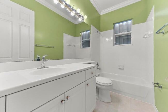 Building Photo - 2464 Sailfish Cove Dr