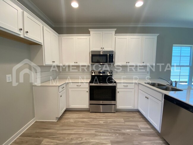 Building Photo - Home for Rent in Calera, AL!!! View with 48 Hours Notice!