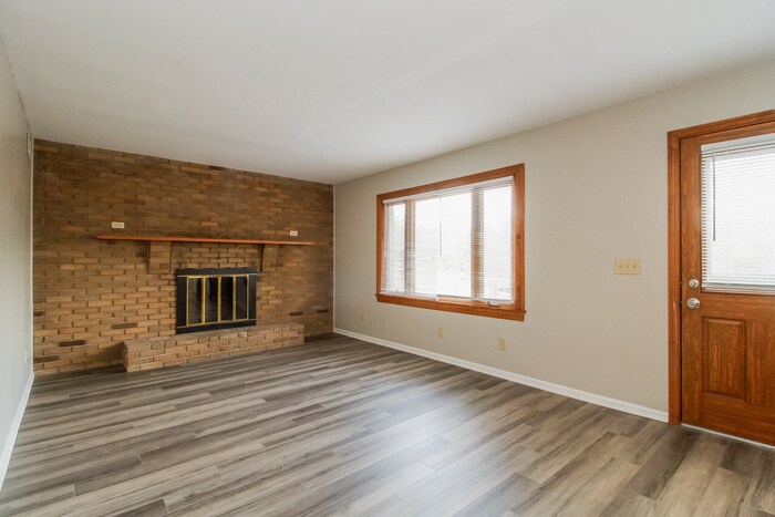 Building Photo - 2480 Sylmar Ct