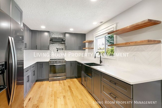 Building Photo - 2012 SE 138th Ct