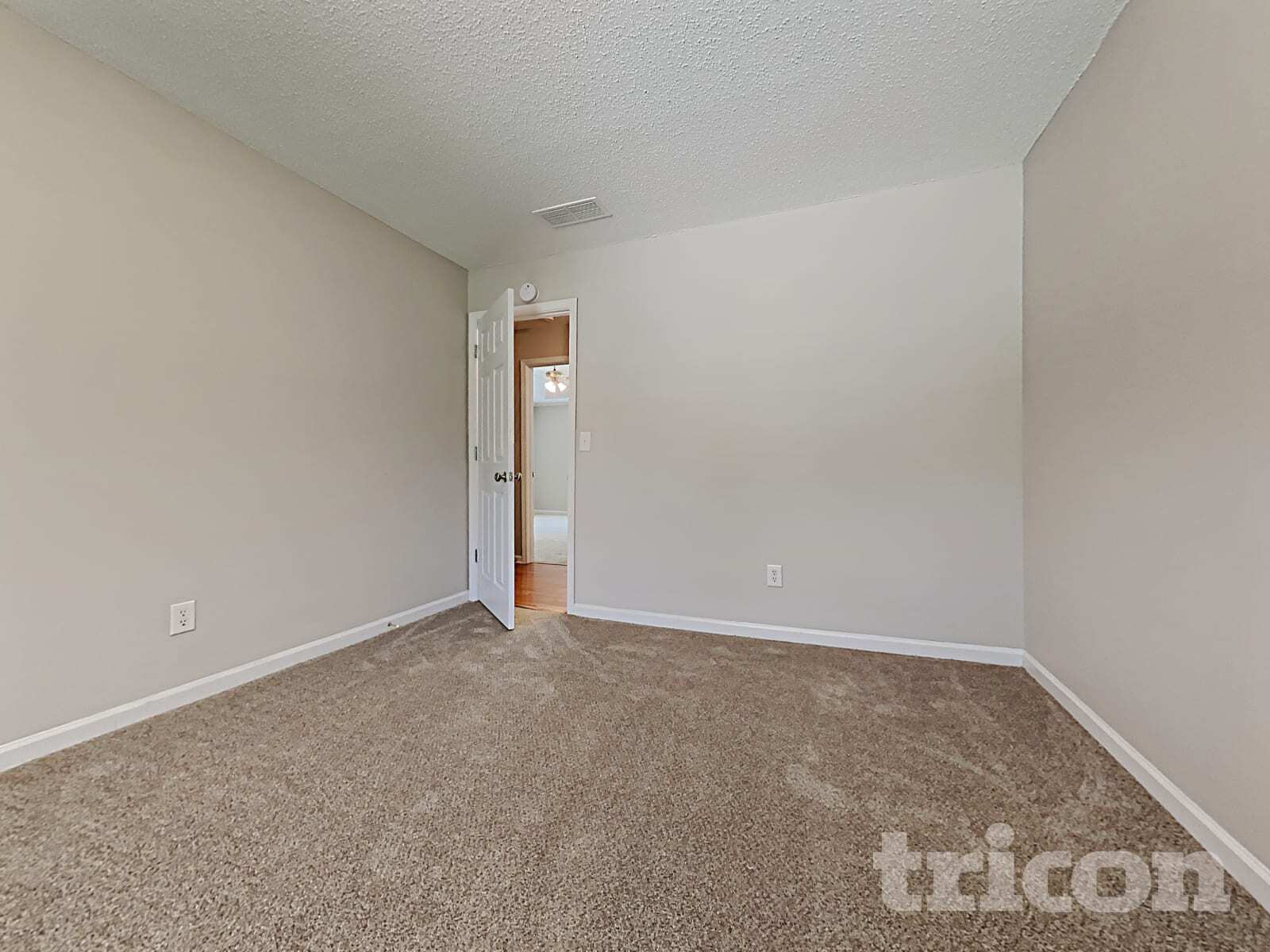 Building Photo - 122 Chippewa Run