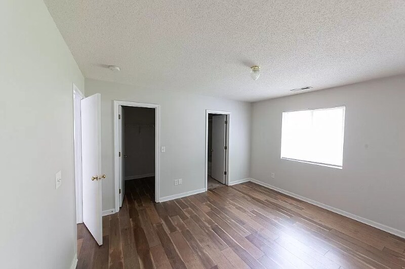 Building Photo - 3905 Shepway Loop