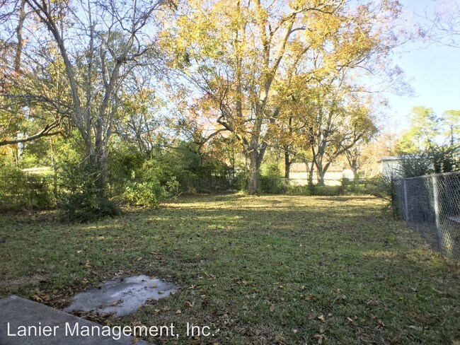 Building Photo - 2 br, 1 bath House - 830 Crossgate Rd