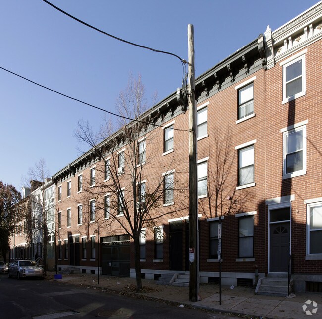 Building Photo - 1109-1117 Green St