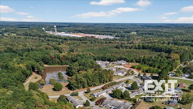 Building Photo - Beautiful Home in Beaver Creek