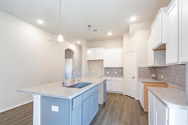Building Photo - 1435 Cecilia Vines Dr