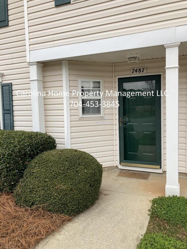 Building Photo - 7487 Pilot Cove Ct