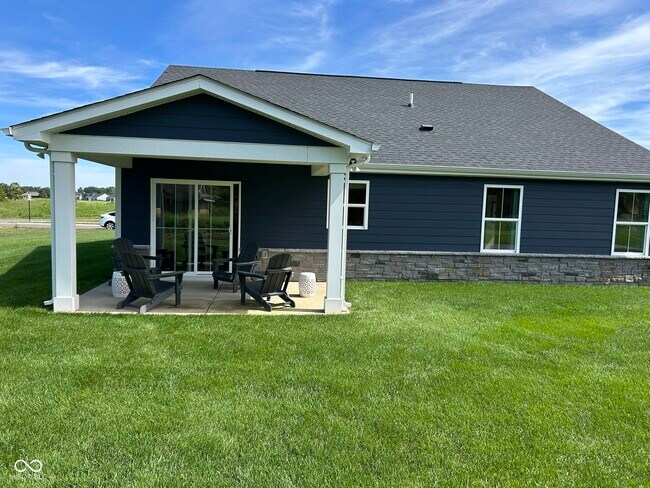 Building Photo - 982 Independence Dr