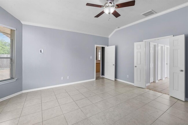 Building Photo - 6439 Stone Landing Ln