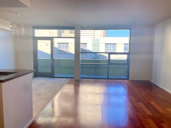 Building Photo - 350 11th Ave