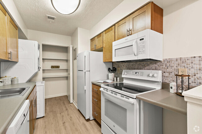 Contemporary Kitchen Style - Country Club Apartments