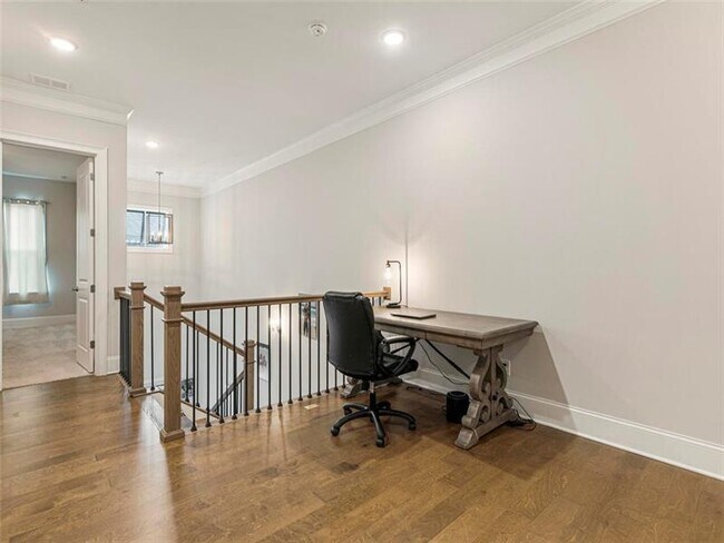 Building Photo - 775 Stickley Oak Way