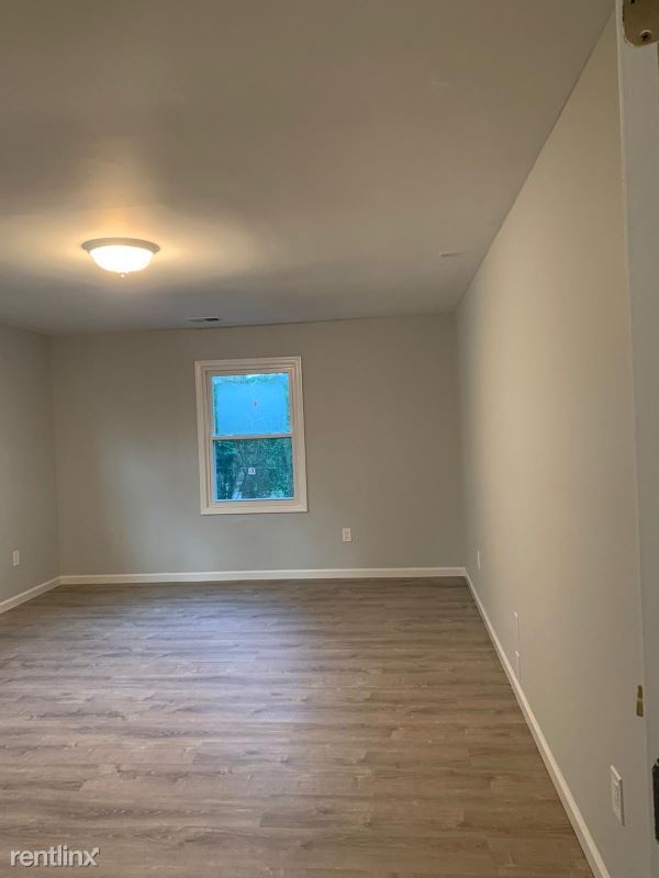 Building Photo - 6 br, 2 bath House - 574 Nautilus Dr