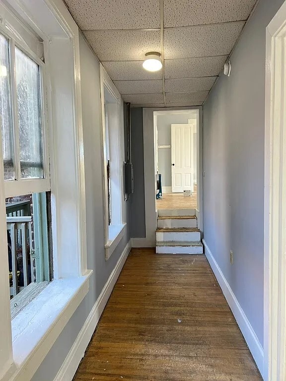 Building Photo - 303 W King St