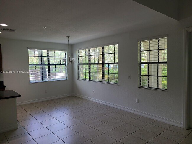 Building Photo - 11362 SW 15th St
