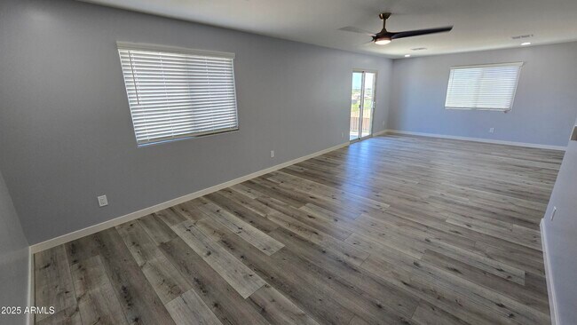 Building Photo - 23451 N El Frio Ct