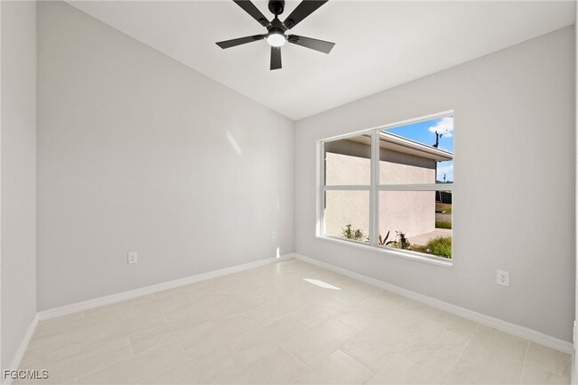 Building Photo - 3078 NW 4th Pl