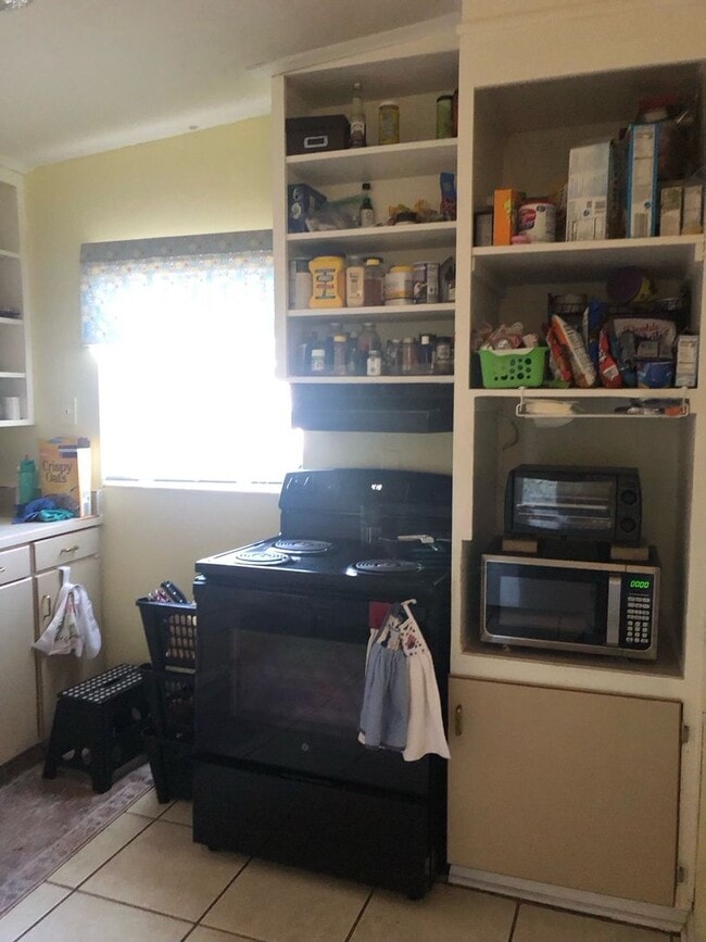 Building Photo - Lovely 2 Bedroom /2 Bath Home in St Cloud