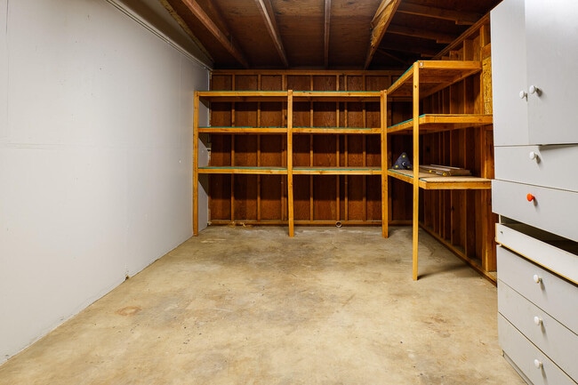 Building Photo - 50740 Cll Mendoza