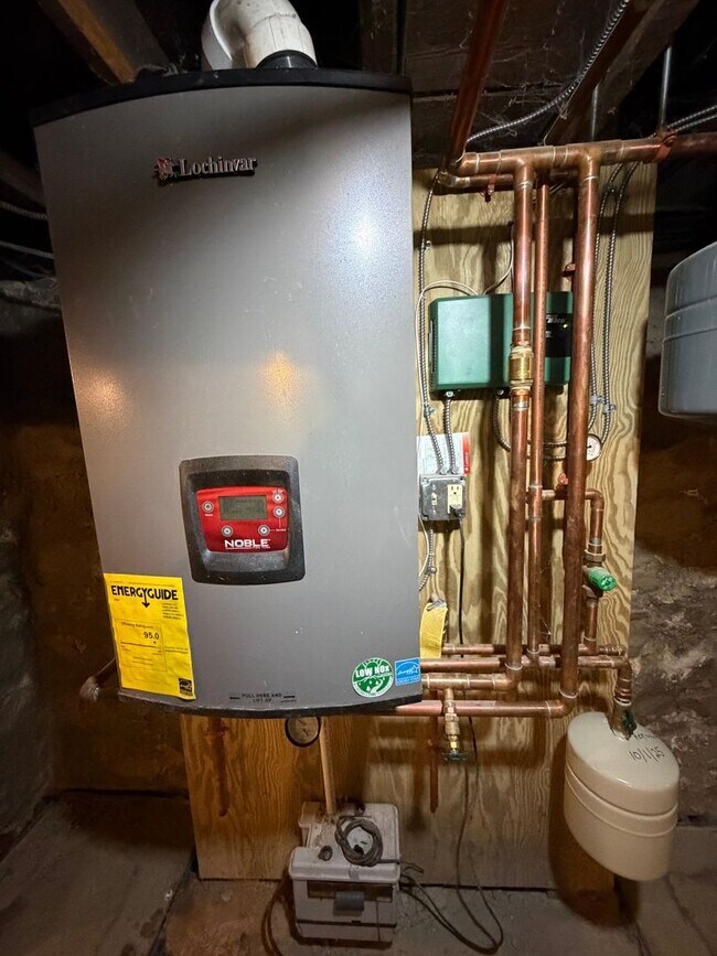 Building Photo - NOW AVAILABLE - Single Family Home in North Adams