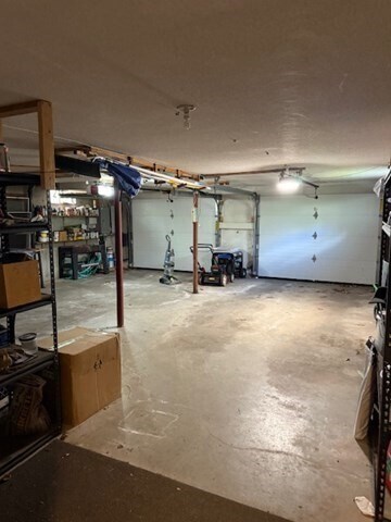 Building Photo - 30 Groton Rd