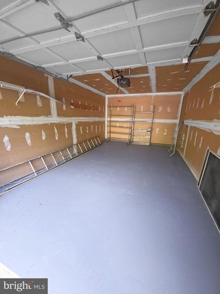 Building Photo - 12120 Apache Tears Cir