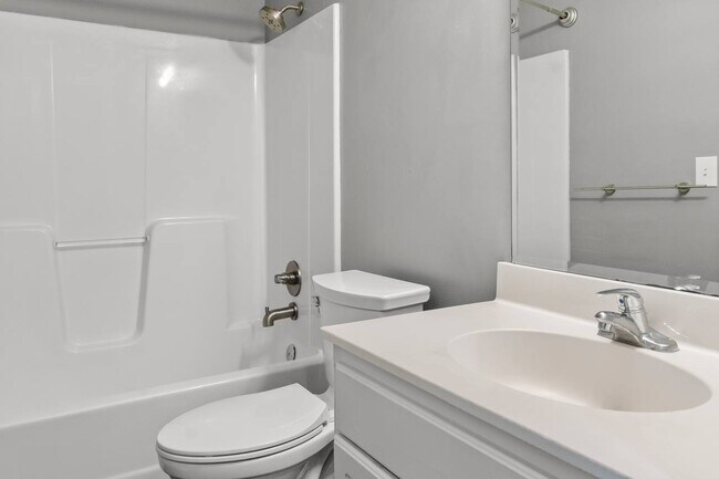 Building Photo - 11141 S Woodsonia Dr