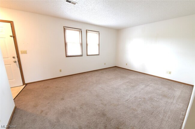 Building Photo - 1328 Richey Rd
