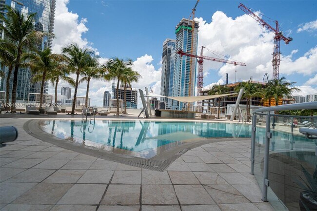 Building Photo - 900 Biscayne Blvd