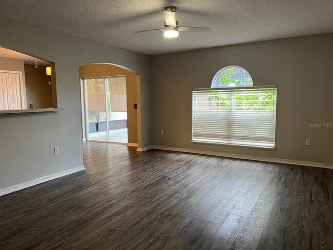 Building Photo - 10706 Opus Dr