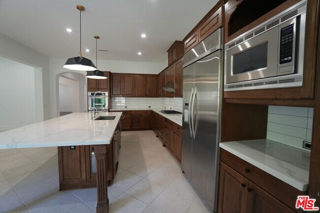 Building Photo - 20451 Via Sansovino