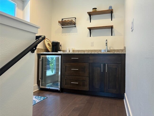 Building Photo - 130 8th St N