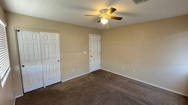 Building Photo - Gated 3 BDRM Master BDRM downstairs