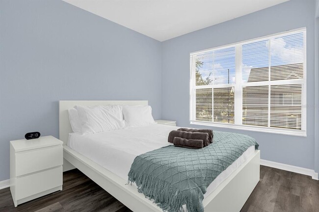 Building Photo - 4013 Venetian Bay Dr