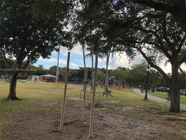 Building Photo - 255 Sunrise Dr