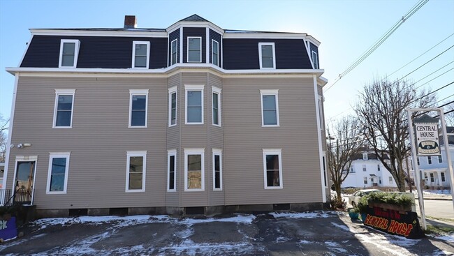 Building Photo - 44 South St