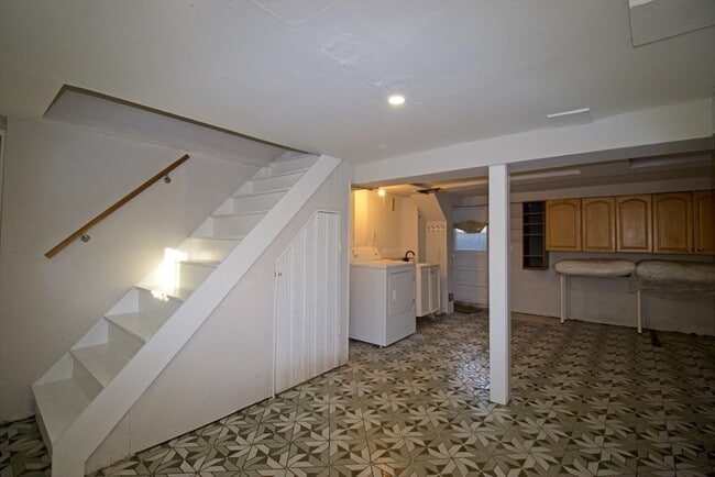 Building Photo - 29 Durso Ave