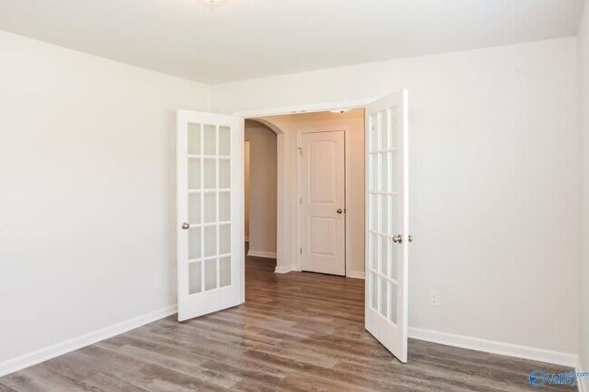 Building Photo - 103 Waltrip Dr