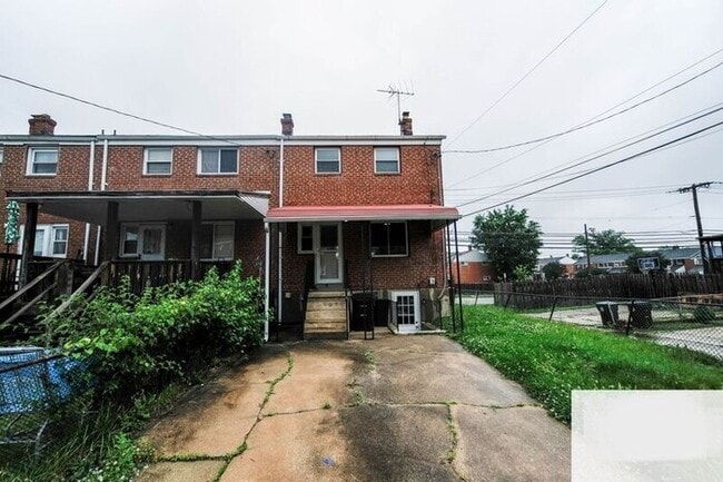 Building Photo - 3 Bedroom Semi-Detached