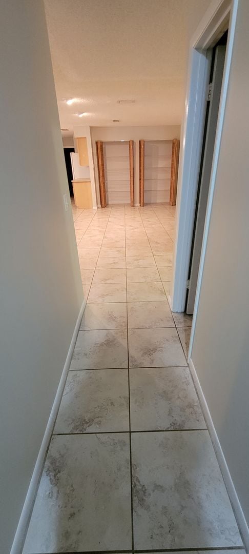 Building Photo - 2220 NW 14th Ave