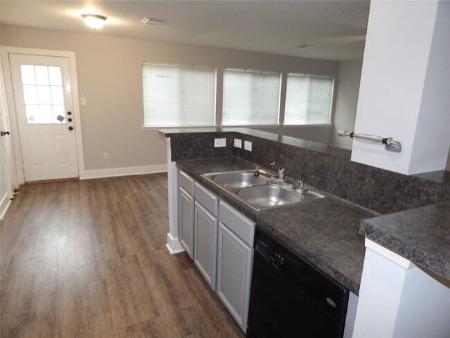 Building Photo - 6330 Torrance Elms Ct