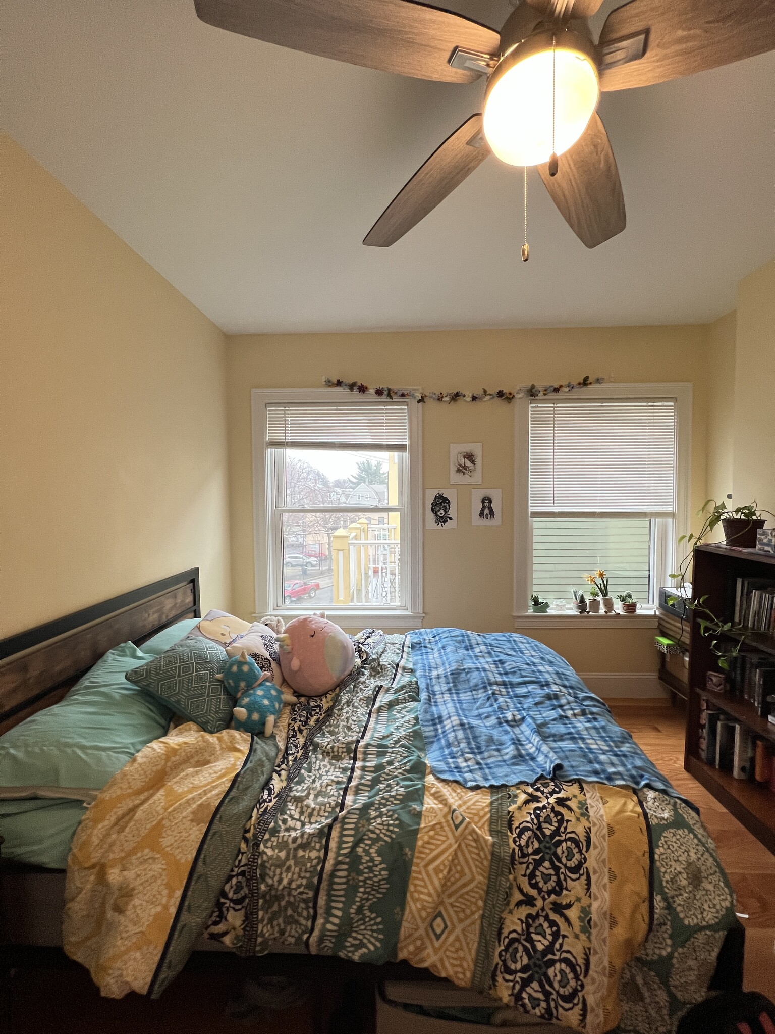 Building Photo - 118 Holland St