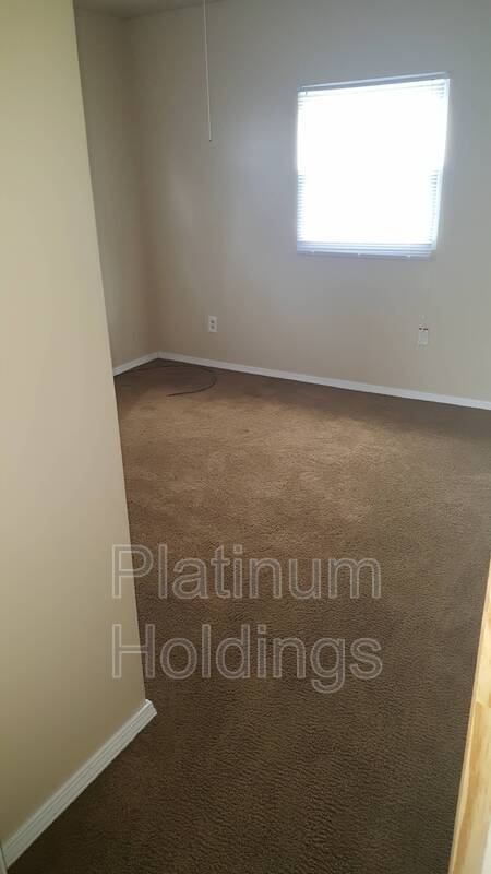 Building Photo - 4264 E 164th St