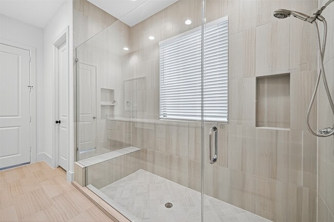 Building Photo - 2427 Camden Creek Ln