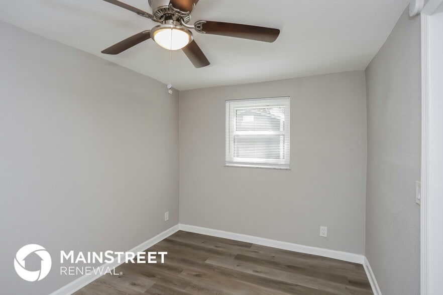Building Photo - 1767 Linwood Cir