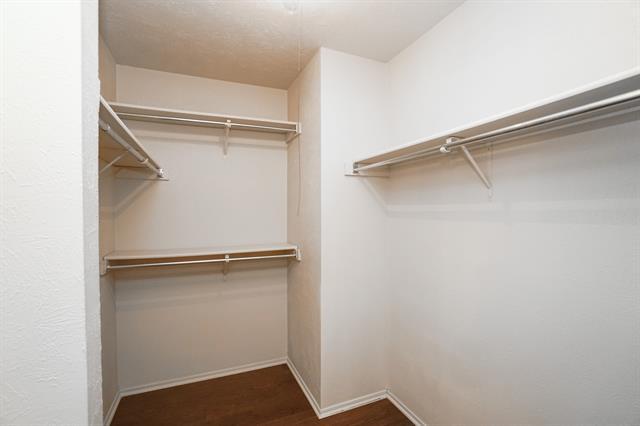 Building Photo - 548 Guadalupe Dr