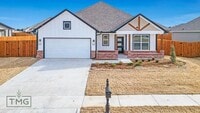 Building Photo - A Blend of Modern Luxury and Comfort