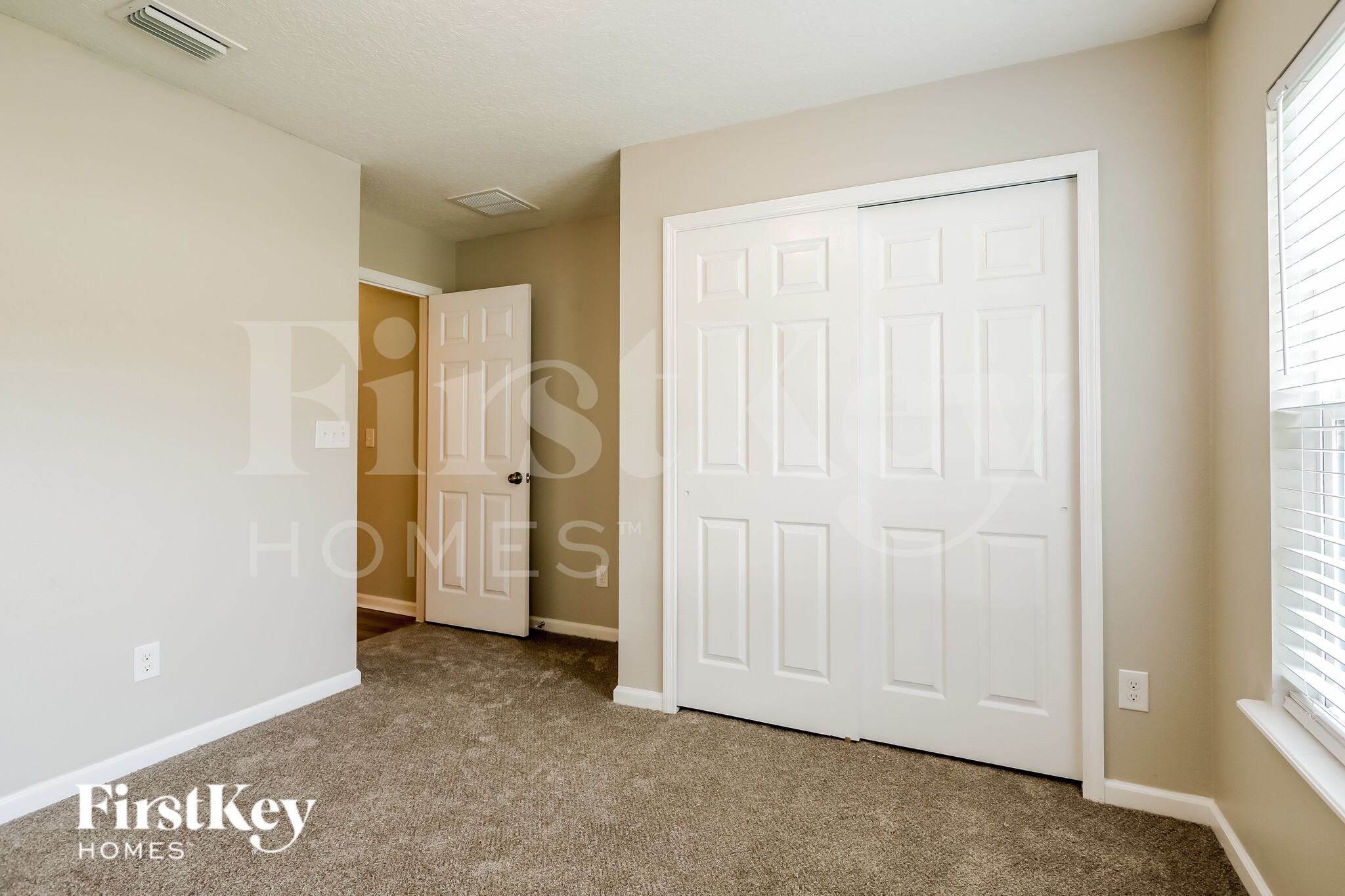 Building Photo - 319 Hepburn Rd